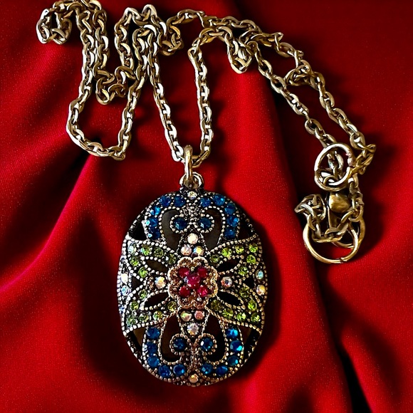 Beautiful Blue and Green Pendant Necklace - Picture 1 of 17